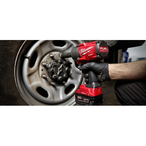 Гайковерт Milwaukee M18 з керованим крутящим моментом