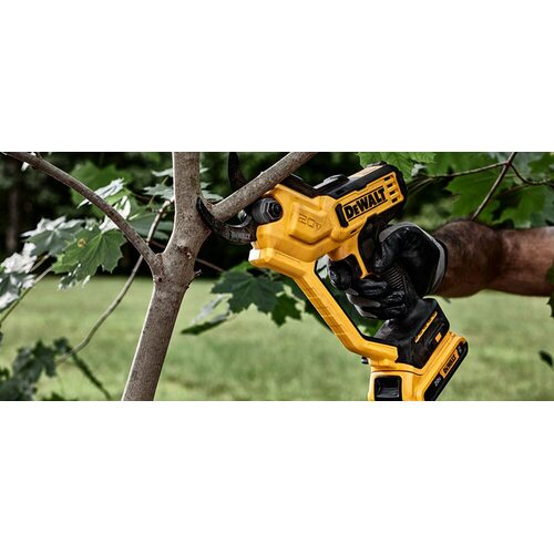 Акумуляторний секатор DEWALT DCPR320
