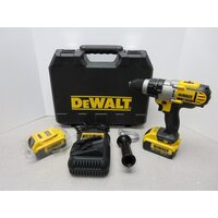 Акумуляторна ударна дриль / шуруповерт DEWALT DCD980M2 3Ah 20V MAX *