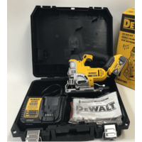 Лобзик аккумуляторный DEWALT DCS331M1 20V MAX
