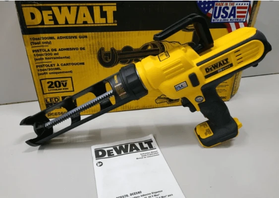 Акумуляторний пістолет для герметика 300мл DEWALT DCE560B (DCE560N) 20V MAX