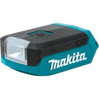 Аккумуляторный фанарик Makita ML103 12V Max CXT™