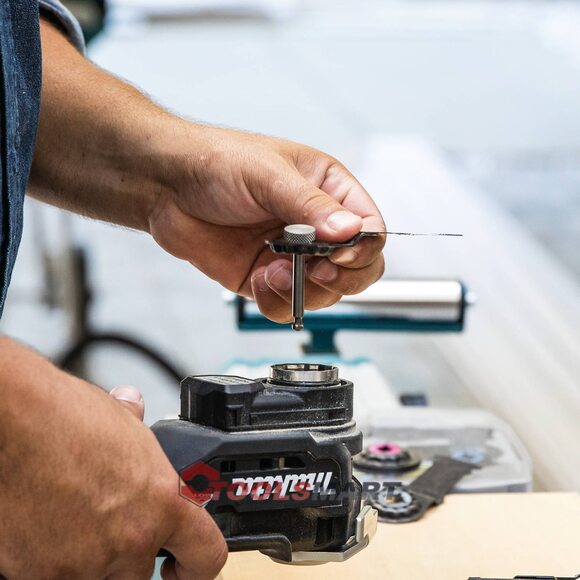 кумуляторний безщітковий реноватор Makita XMT04ZB 18V LXT