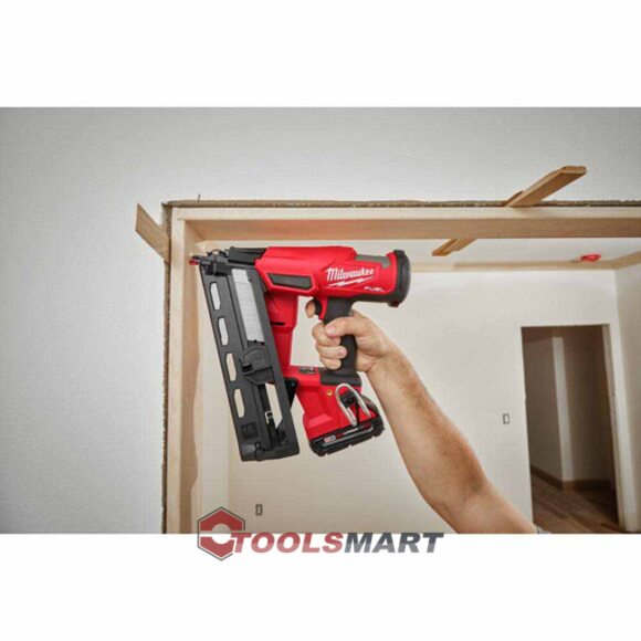 Акумуляторний фінішний  нейлер Milwaukee 2841-21CT M18 FUEL