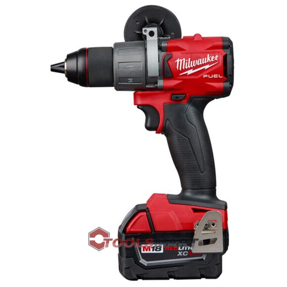 Акумуляторна безщіткова дриль-шуруповерт  Milwaukee 2803-22 M18 FUEL