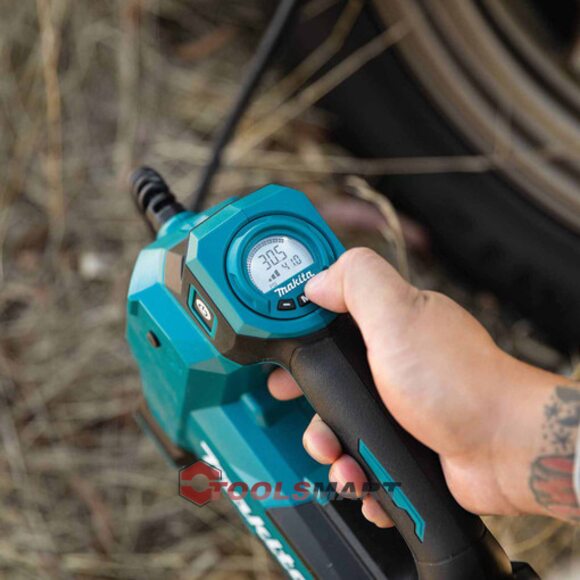 Аккумуляторный пылесос Makita MP001GZ01 40V max XGT