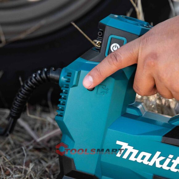 Аккумуляторный пылесос Makita MP001GZ01 40V max XGT
