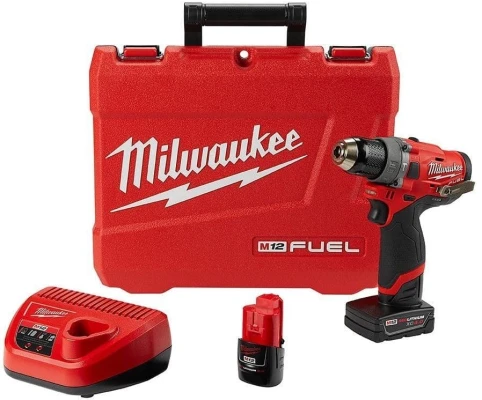 Шуруповерт ударный аккумуляторный Milwaukee M12 2504-22 FUEL 