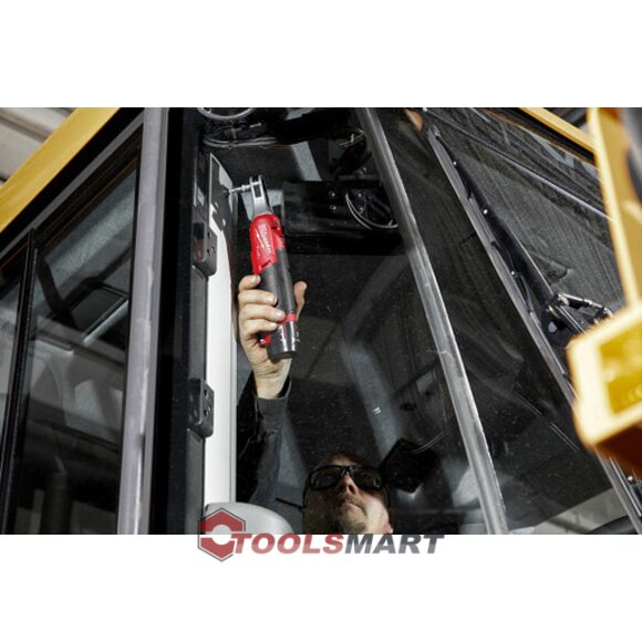 Акумуляторний кутовий гайковерт - тріскачка 1/4 MILWAUKEE 2566-22 M12 FUEL