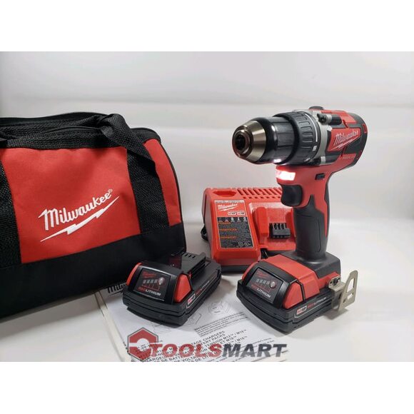 Безщіткова дриль шуруповерт Milwaukee M18 CBLDD-201C (2801-22) BRUSHLESS