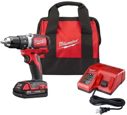 Шуруповерт аккумуляторный Milwaukee M18 BLDD-201C (2701-21P) BRUSHLESS