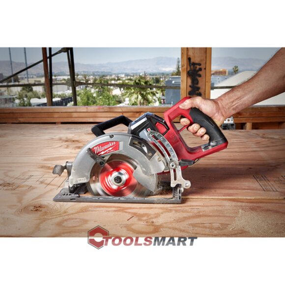 Акумуляторна безщіткова циркулярна гіпоїдна пила Milwaukee 2830-21HD M18 FUEL ™