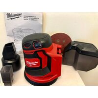 Эксцентриковая шлифмашина аккумуляторная 125мм Milwaukee M18 BOS125-0 (2648-20)